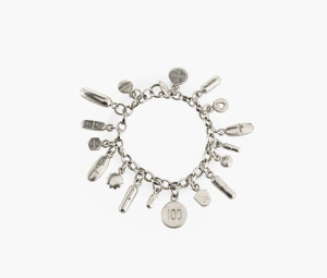 Precious_Damien-Hirst_Pill-charm-Bracelet_courtesy-Diane-Venet-collection