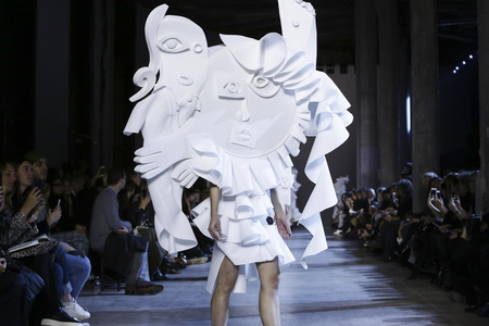 Viktor & Rolf, Fashion Show, Couture Collection Spring Summer 2016 in Paris