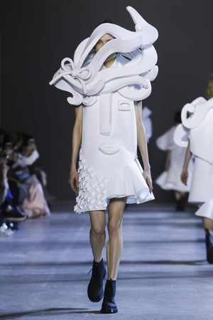 Viktor & Rolf, Fashion Show, Couture Collection Spring Summer 2016 in Paris