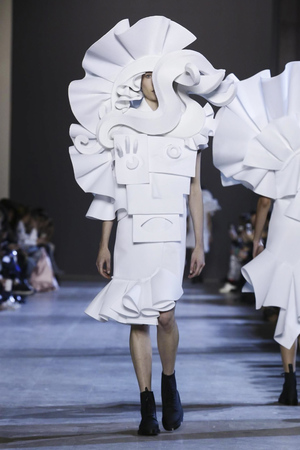 Viktor & Rolf, Fashion Show, Couture Collection Spring Summer 2016 in Paris