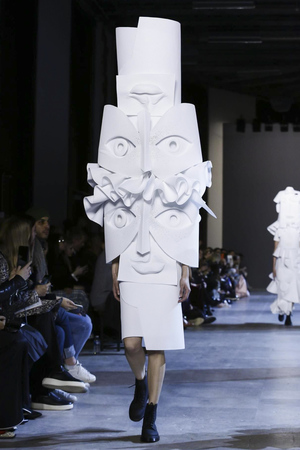 Viktor & Rolf, Fashion Show, Couture Collection Spring Summer 2016 in Paris