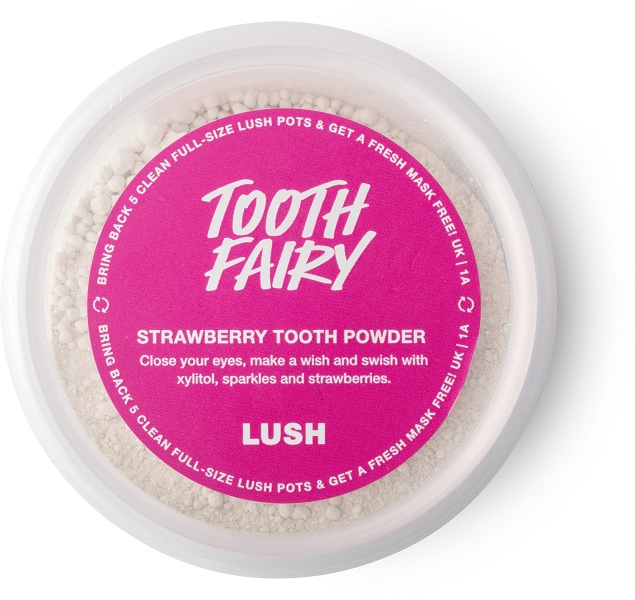 Tooth Fairy: lustrini e profumo di fragola si uniscono a radici di menta, olio essenziale di limone e xilitolo per lavare delicatamente i denti, senza dimenticare un pizzico di magia. €7,50.