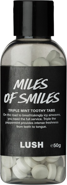 Miles of Smiles: il lavadenti perfetto per gli amanti della menta: ne contiene tre diversi tipi - menta piperita inglese, menta piperita biologica, menta campestre - ed è puro e rinfrescante, €8,50.